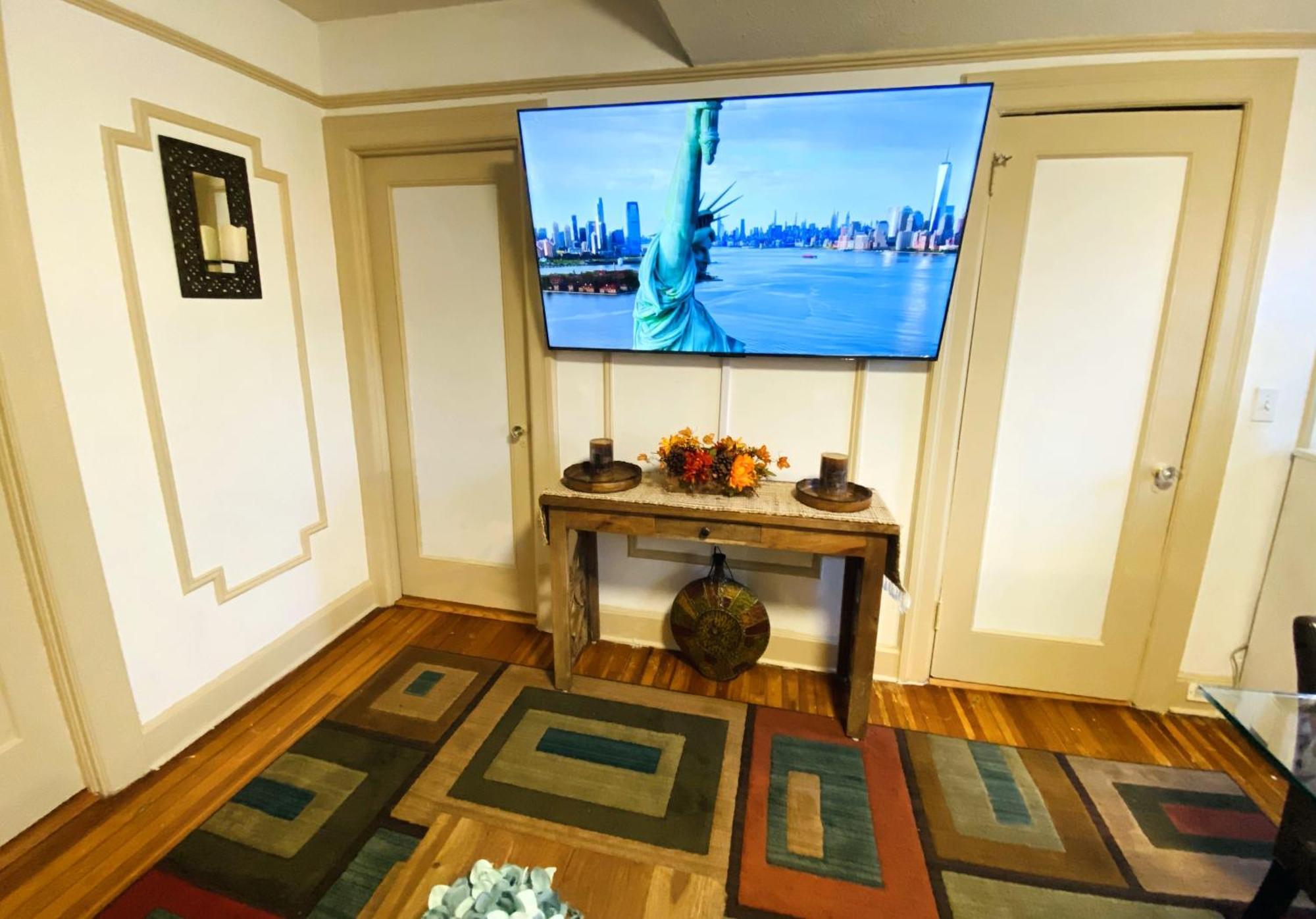 Nyc Cozy Private Bedroom With Free Parking & Near Subway - Business & Tourists Нью-Йорк Экстерьер фото