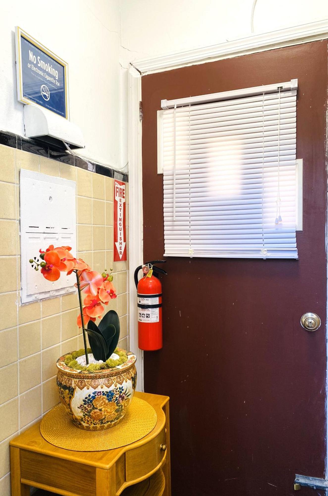 Nyc Cozy Private Bedroom With Free Parking & Near Subway - Business & Tourists Нью-Йорк Экстерьер фото